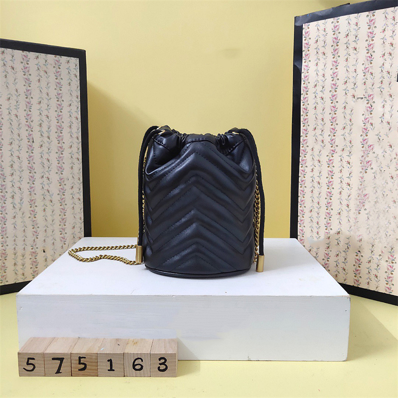 Original Luxury Designer Women's Bags Rich barrels Real leather Crossbody Cute mini Bucket Bag genuine leather, Colour3
Original Luxury Designer Women's Bags Rich barrels Real leather Crossbody Cute mini Bucket Bag genuine leather, Colour3