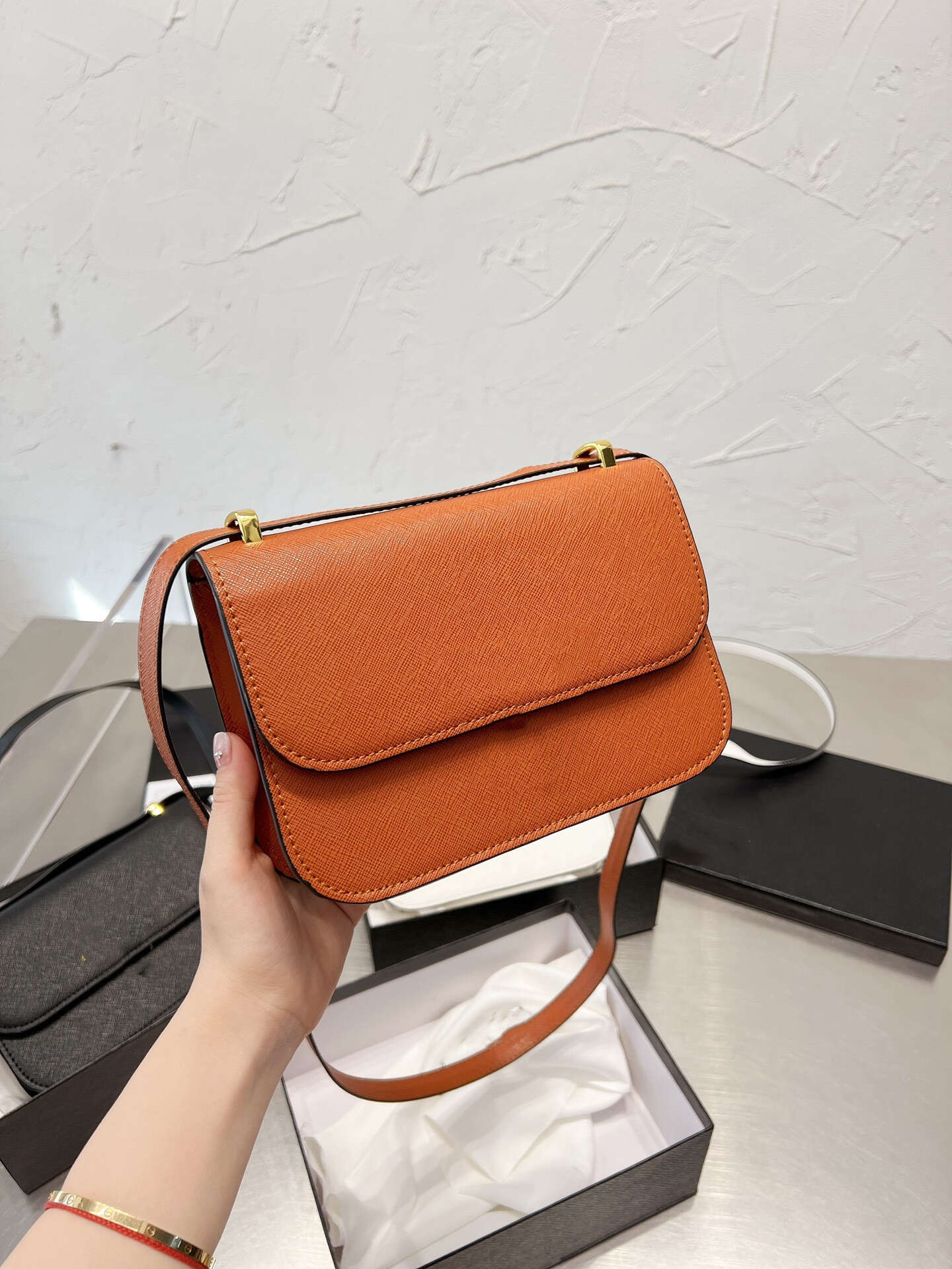 Evening Bags Days Arrival Prad Underarm Bags New Summer Designer Shoulder Bags Handbags Purse Crossbody Leather Wallets, Customize
Evening Bags Days Arrival Prad Underarm Bags New Summer Designer Shoulder Bags Handbags Purse Crossbody Leather Wallets, Customize