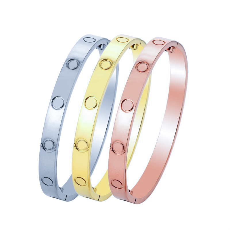 Designer bracelet men bangle love screw luxury bracelets fashion rose gold silver plated 4 diamonds jewelry wedding non tarnish B6067617 women bangle
Designer bracelet men bangle love screw luxury bracelets fashion rose gold silver plated 4 diamonds jewelry wedding non tarnish B6067617 women bangle