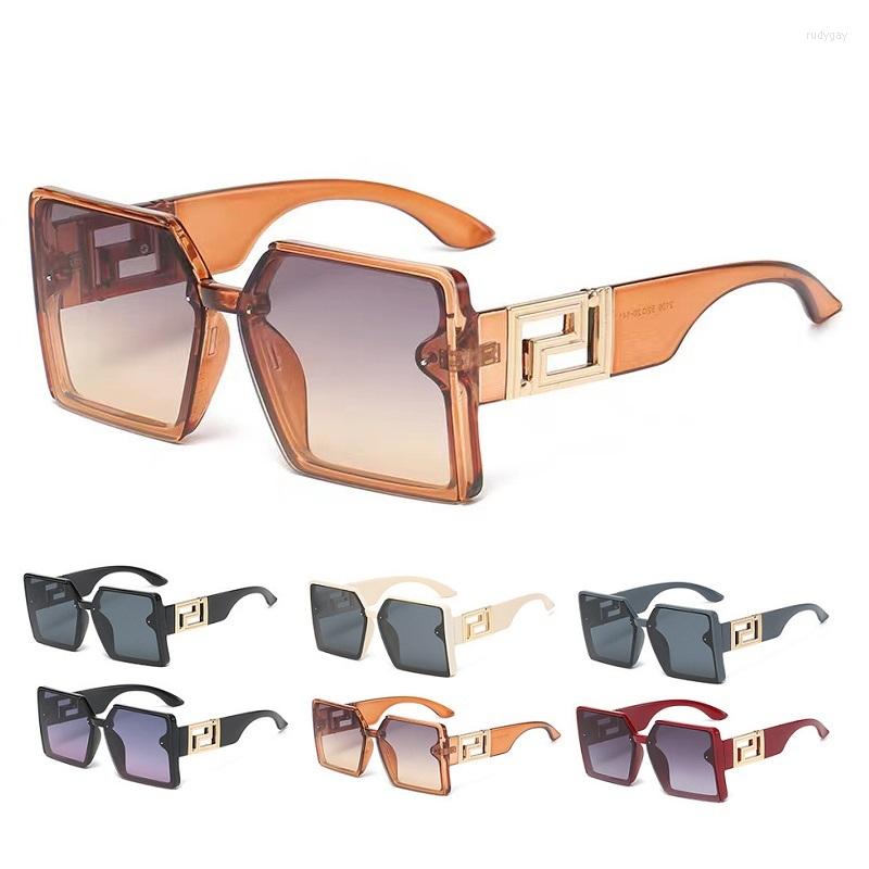 Sunglasses Est Wholesale Womens Italy Luxury Designer Inspired Oversized Square Shades With HD UV Protection PC Lens
Sunglasses Est Wholesale Womens Italy Luxury Designer Inspired Oversized Square Shades With HD UV Protection PC Lens
