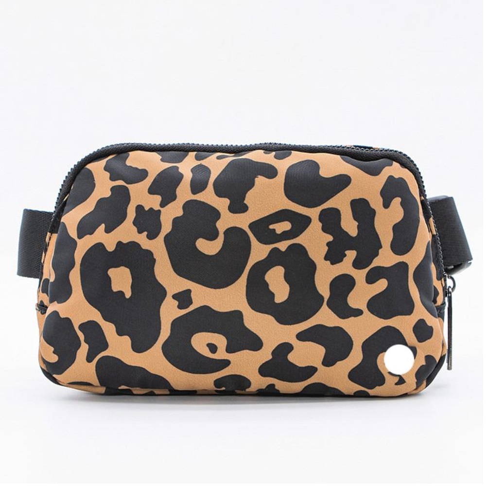 Lu everywhere belt bag fanny pack designer classic bum chest yoga bag bumbag nylon womens men shoulder crossbody waist bags qltrade-9 handbags wallet
Lu everywhere belt bag fanny pack designer classic bum chest yoga bag bumbag nylon womens men shoulder crossbody waist bags qltrade-9 handbags wallet