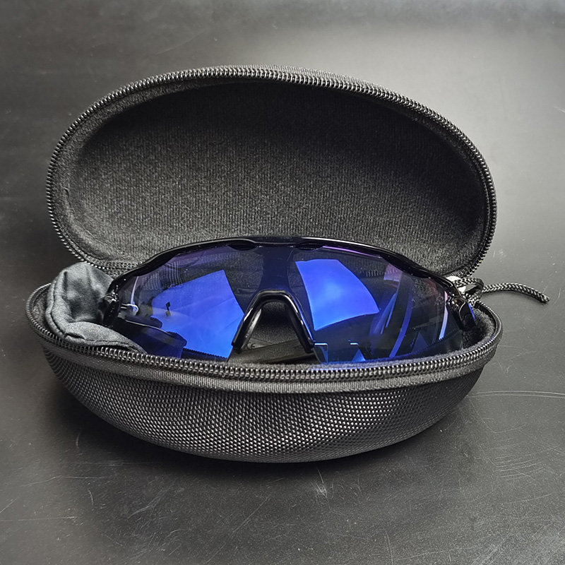 Photochromic lens Eyewear Bike Bicycle Sunglaess Women men Running Sunglasses Goggles Cycling Sun glasses Outdoor Sport UV400 Polarized Lens TR90 Frame Model 9275
Photochromic lens Eyewear Bike Bicycle Sunglaess Women men Running Sunglasses Goggles Cycling Sun glasses Outdoor Sport UV400 Polarized Lens TR90 Frame Model 9275