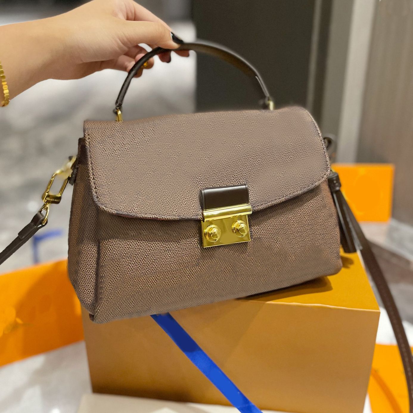 Designer Brand Pillow bag Tote bags Crossbody Luxury Fashion Shoulder Bags Handbags Women Letter Purse Phone bag Wallet checkerboardsss, No bags
Designer Brand Pillow bag Tote bags Crossbody Luxury Fashion Shoulder Bags Handbags Women Letter Purse Phone bag Wallet checkerboardsss, No bags