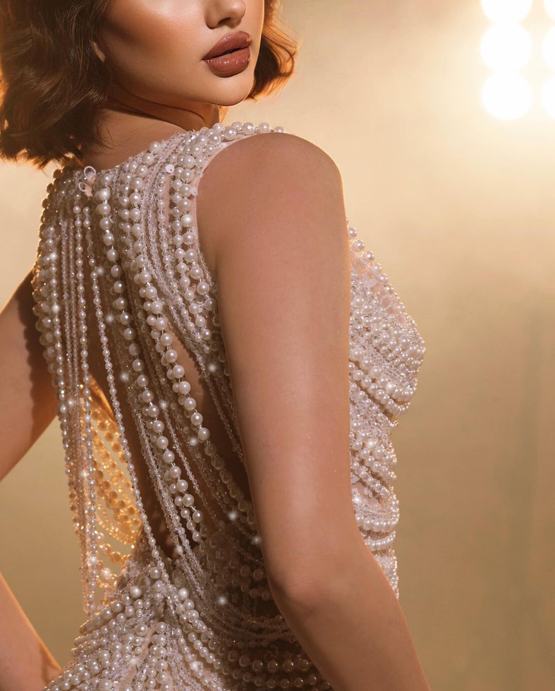 Exquisite Pearls Prom Dresses Sequined Beaded Sleeveless Party Dresses Deep V Neck Custom Made Evening Dress