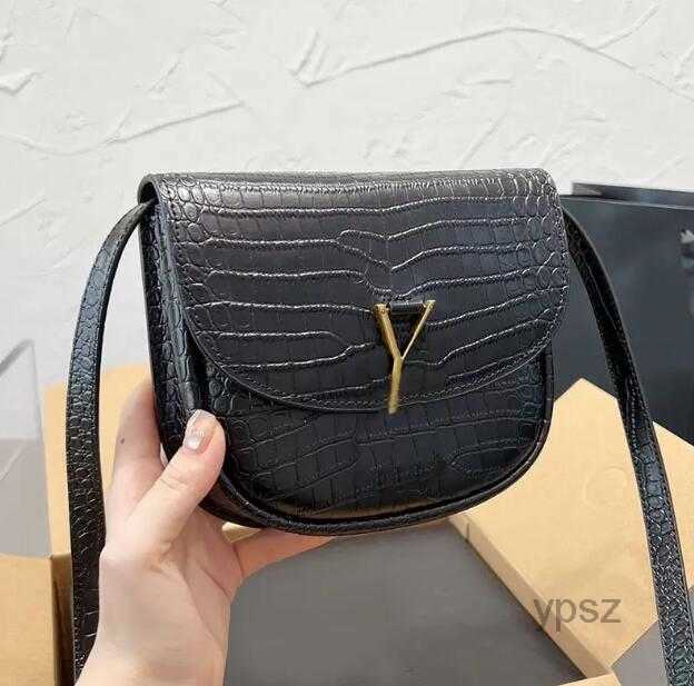 Evening Bags Alligator Shoulder Bags Flap Message Bag Crossbody Bags Genuine Leather Bronze Letter Hasp Hardware Thread Adjustable Belt Str
Evening Bags Alligator Shoulder Bags Flap Message Bag Crossbody Bags Genuine Leather Bronze Letter Hasp Hardware Thread Adjustable Belt Str