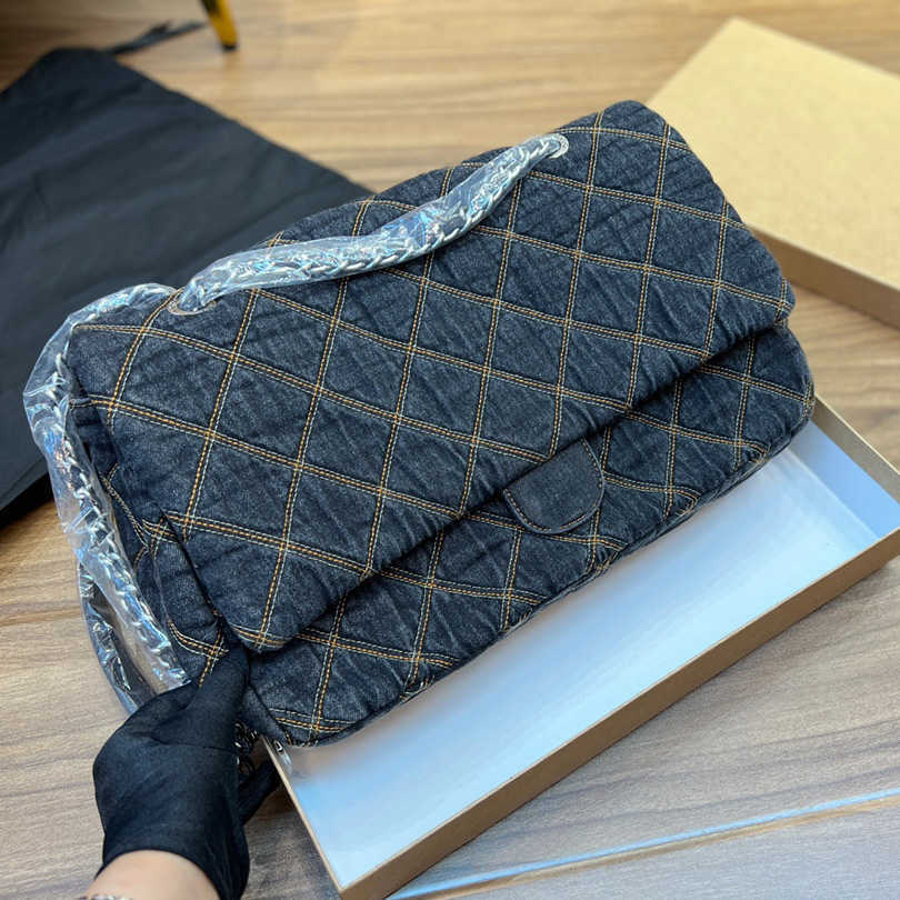 Women Vintage Denim Quilted Maxi Airport Bags Silver Metal Hardware Matelasse Chain Crossbody Shoulder Large Capacity Luggage Designer, Black
Women Vintage Denim Quilted Maxi Airport Bags Silver Metal Hardware Matelasse Chain Crossbody Shoulder Large Capacity Luggage Designer, Black