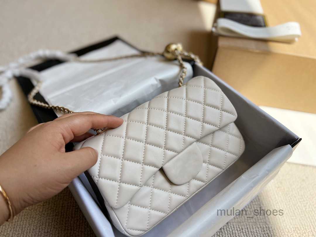 2022 Evening Bags C Classic Fashion Ladies Shoulder Bag Designer Luxury Portable Crossbody Wallet White Trend Versatile Small
2022 Evening Bags C Classic Fashion Ladies Shoulder Bag Designer Luxury Portable Crossbody Wallet White Trend Versatile Small