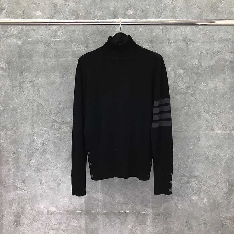 New Tb Thom Sweaters Male Autunm Winter Fashion Brand Clothing Gray 4-bar Turtleneck Stripe Knit Black
New Tb Thom Sweaters Male Autunm Winter Fashion Brand Clothing Gray 4-bar Turtleneck Stripe Knit Black