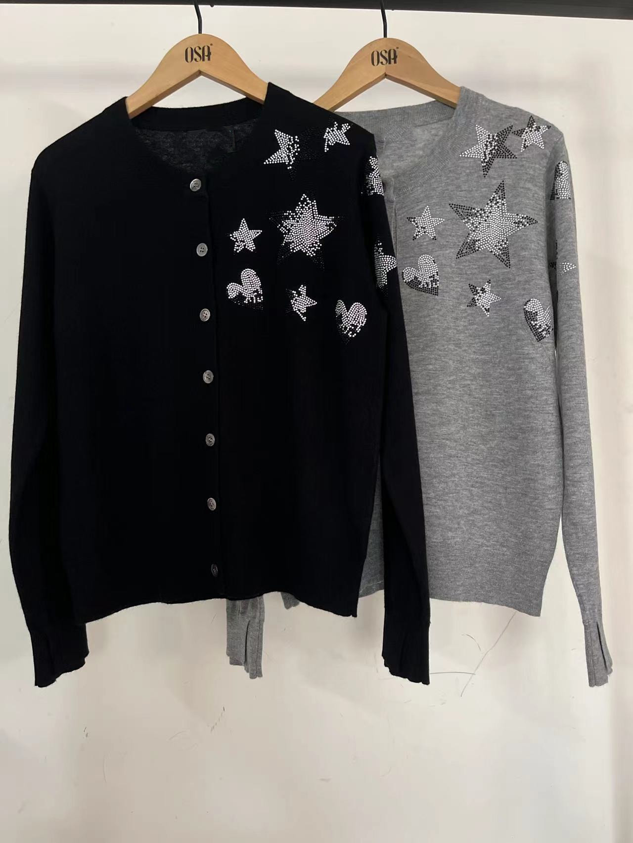 Womens Knits Tees Women Slim Long Sleeve Sweater Single Breasted Thin Stars Rhinestones Oneck Ladies Knitted Cardigan Top 2 Colors 220923