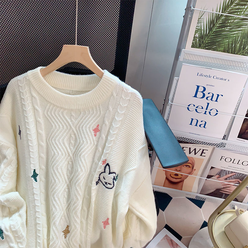 Womens Sweaters LQ SONGYI High Quality Cute Embroidered Twist Pullover O Neck Women Knitted Jumpers Kawaii Oversized 220923