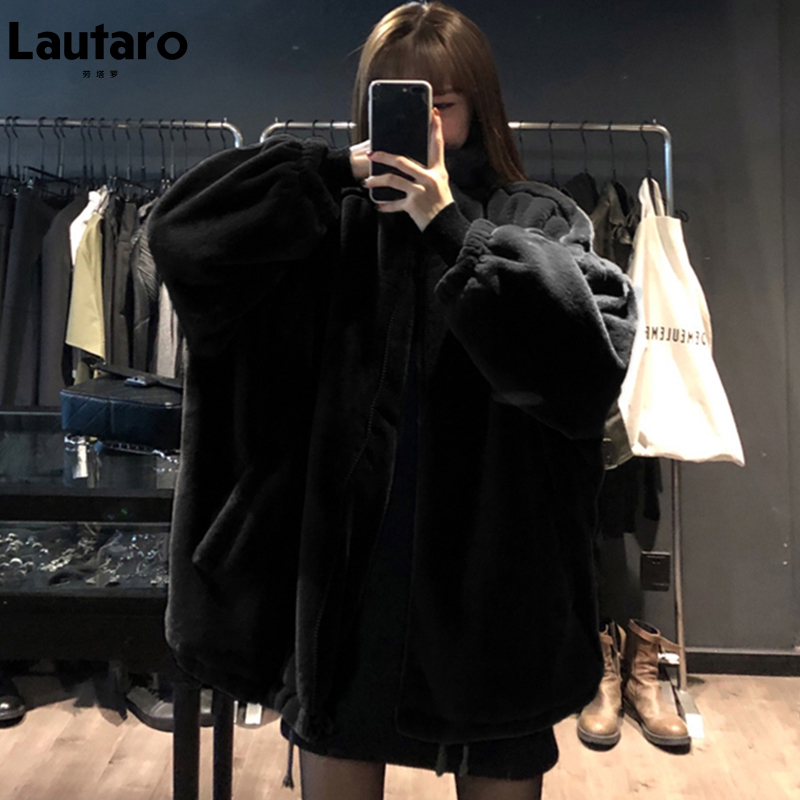 Black Oversized Faux Fur Jacket: Urious Winter Warmth B4