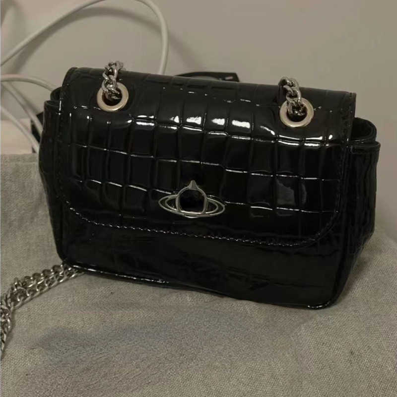 22ss women bags vivi designer new product crocodile pattern patent leather mini portable chain messenger Bag all-match fashion single product luxury bag, Black
22ss women bags vivi designer new product crocodile pattern patent leather mini portable chain messenger Bag all-match fashion single product luxury bag, Black