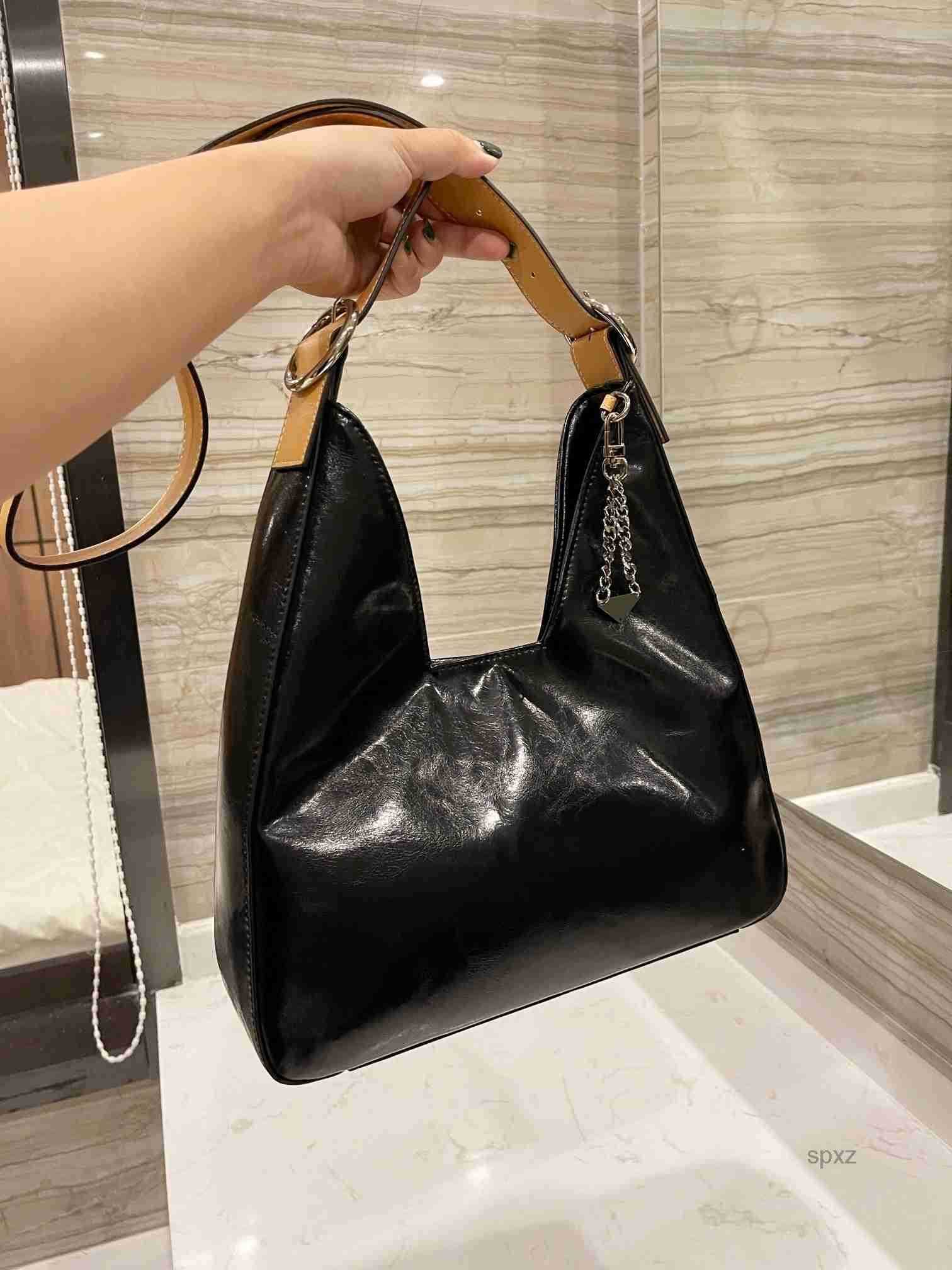 Evening Bags 2022 Bags Shoulder Women Underarm Large Capacity Messenger Trendy Design Handbag Light Luxury Crossbody Shopping Lady Wallets, Black
Evening Bags 2022 Bags Shoulder Women Underarm Large Capacity Messenger Trendy Design Handbag Light Luxury Crossbody Shopping Lady Wallets, Black