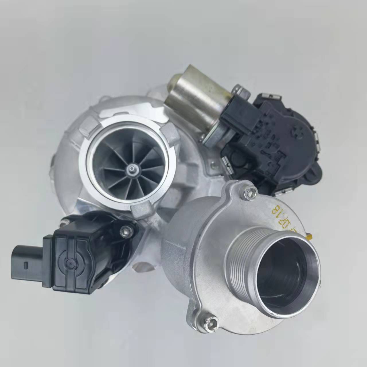 RHF5 IS38 Upgrade Turbo With Cermica Bearing 06K145702A 06K145722T 06K145722H Turbine G30-660 for A3 S1 S3 2.0T 2.0L 585HP