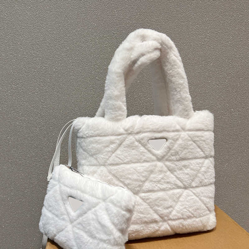 totes bags luxurys handbag mini furry pink bag women designer tote Fashion hairy shoulder shopping bag Letters Printing 220927, Pbag pink
totes bags luxurys handbag mini furry pink bag women designer tote Fashion hairy shoulder shopping bag Letters Printing 220927, Pbag pink