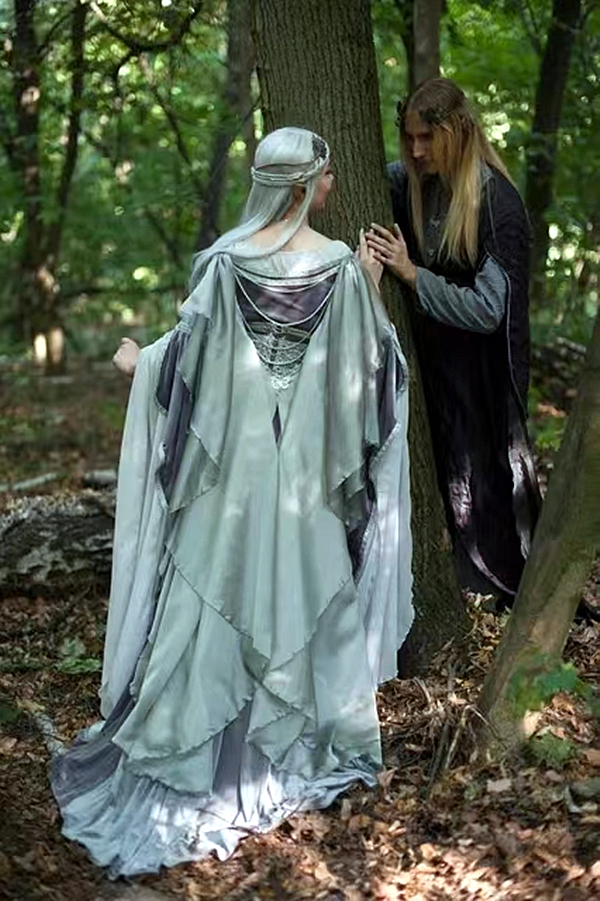 Vintage Medieval Wedding Dress Romantic A-Line Fantasy Elven Gown Fairy Long Sleeve Corset Gothic Bridal Dresses Silver Gray Velvet Masquerade Hollywo