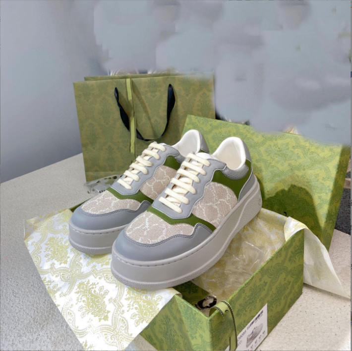 Breathable Shoes Top Luxury Design Mens woman Spring New Womens Casual Shoes Fashion Trend Leather Sports Sneakers, Without box
Breathable Shoes Top Luxury Design Mens woman Spring New Womens Casual Shoes Fashion Trend Leather Sports Sneakers, Without box