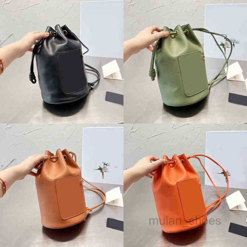 2022 Evening Bags Lychee Bucket Tote Bag Ladies Designer Handbags Vintage Drawstring Bucket Casual Lady Shopping Purses, Black
2022 Evening Bags Lychee Bucket Tote Bag Ladies Designer Handbags Vintage Drawstring Bucket Casual Lady Shopping Purses, Black