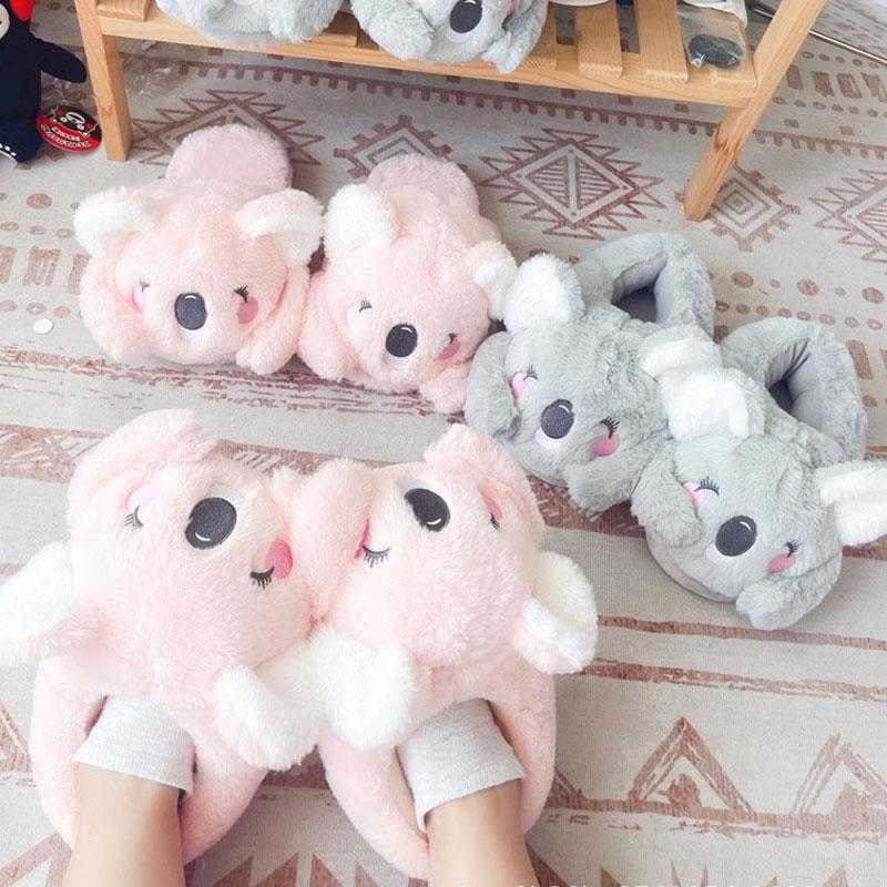 Slippers 2022 Animal Koala Fluffy Fur Slippers Women Winter Warm Closed Plush Home Slippers Kaii Flat Cute Slides Fuzzy Cartoons Shoes T220926, Gray
Slippers 2022 Animal Koala Fluffy Fur Slippers Women Winter Warm Closed Plush Home Slippers Kaii Flat Cute Slides Fuzzy Cartoons Shoes T220926, Gray