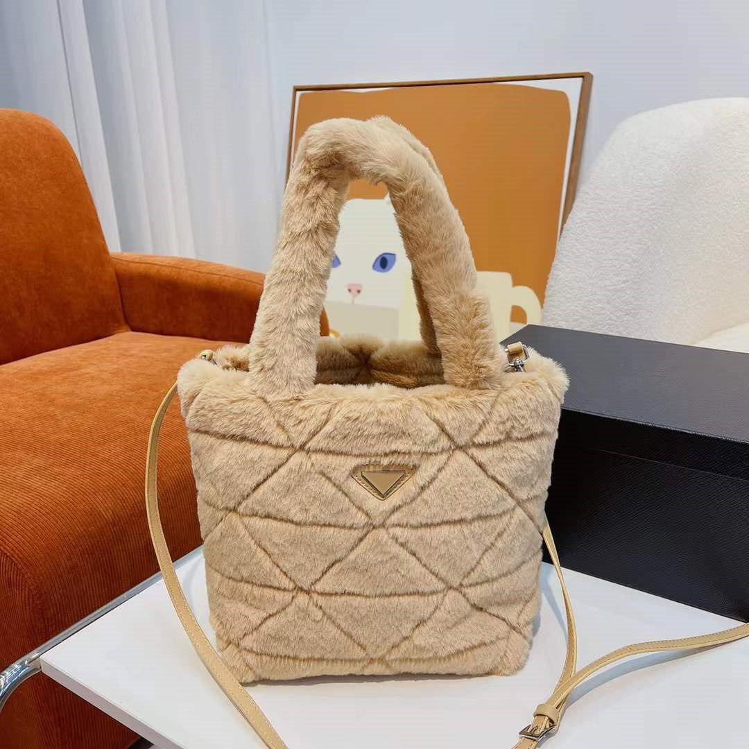 Furry Handbags Winter Fur Bags crossbody designer bag luxury handbag triangle shoulder tote bag Sheep Furs fashion totes woman purses cross body 5A, Contact seller
Furry Handbags Winter Fur Bags crossbody designer bag luxury handbag triangle shoulder tote bag Sheep Furs fashion totes woman purses cross body 5A, Contact seller
