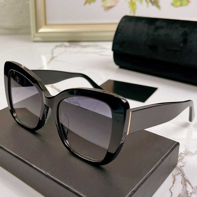 4348 Womens Sexy Cat Eye Sunglasses Mens Sunglasses Fashion Designer Acetate Vintage Style Road Trip Occhiali da sole
4348 Womens Sexy Cat Eye Sunglasses Mens Sunglasses Fashion Designer Acetate Vintage Style Road Trip Occhiali da sole