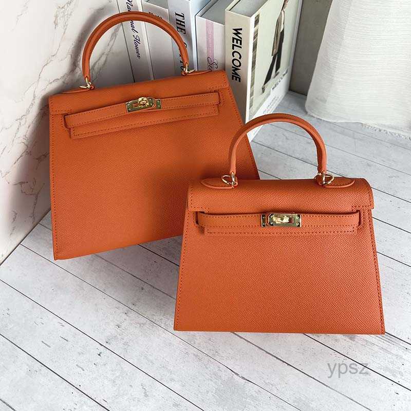 Evening Bags 5A Tote Bag High Quality Shoulder Bags 17 Colors Princess Lady Palm Print Genuine Leather Tote Handbag Purse Classic
Evening Bags 5A Tote Bag High Quality Shoulder Bags 17 Colors Princess Lady Palm Print Genuine Leather Tote Handbag Purse Classic