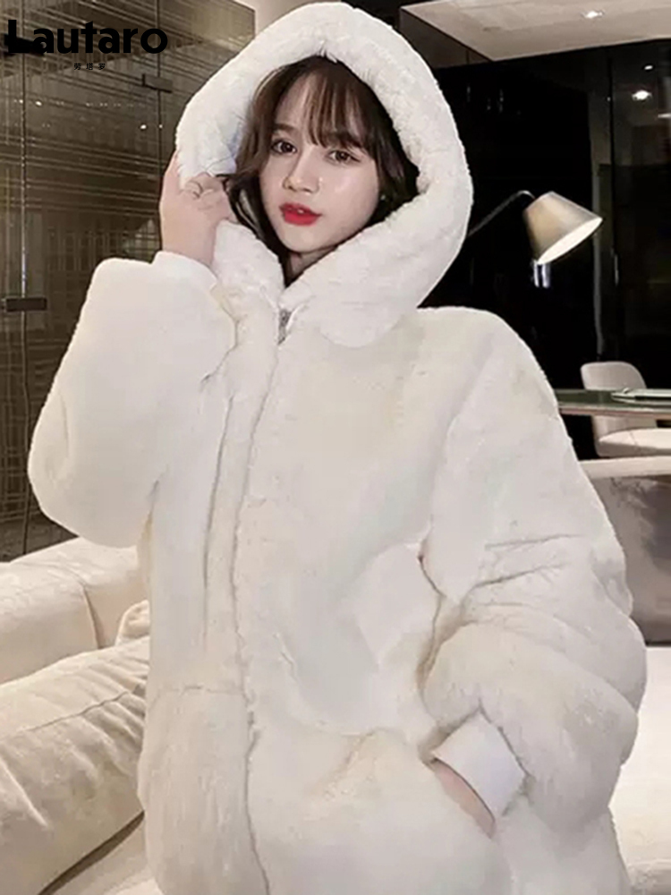 Women's Fur Faux Lautaro Winter Fluffy Warm Soft White Oversized Jacket Women Long Sleeve Black Zip Up Sweatshirt Korean Hoodie 220927