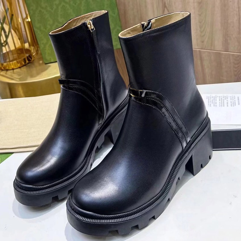 Boots Black Ankle Biker chunky platform flats combat Boots low heel lace-up booties leather chains women luxury designers shoes size35-41
Boots Black Ankle Biker chunky platform flats combat Boots low heel lace-up booties leather chains women luxury designers shoes size35-41