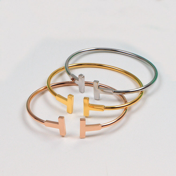 Pulsera mujer New Luxury quality charm bangle Fashion women Jewelry Stainless Steel open cuff double T bracelet gold silver rose gold
Pulsera mujer New Luxury quality charm bangle Fashion women Jewelry Stainless Steel open cuff double T bracelet gold silver rose gold