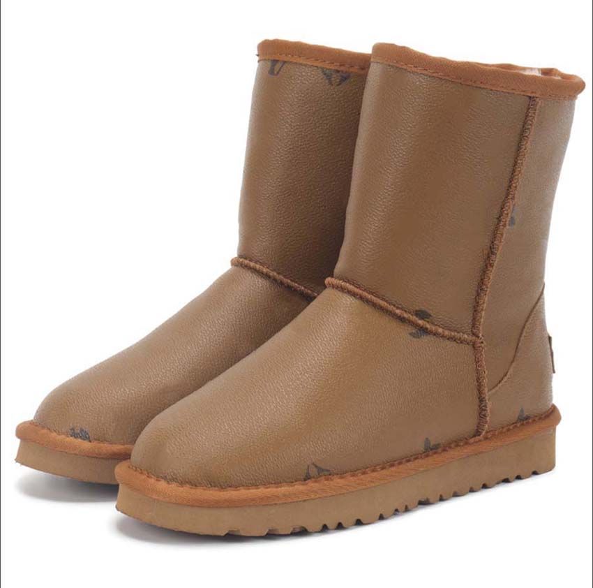 Top designer boots for men women warm in winter plush half boots thick high-heeled leather fashion shoes cotton clot autumn snow leisure couples size 35-45, 22
Top designer boots for men women warm in winter plush half boots thick high-heeled leather fashion shoes cotton clot autumn snow leisure couples size 35-45, 22