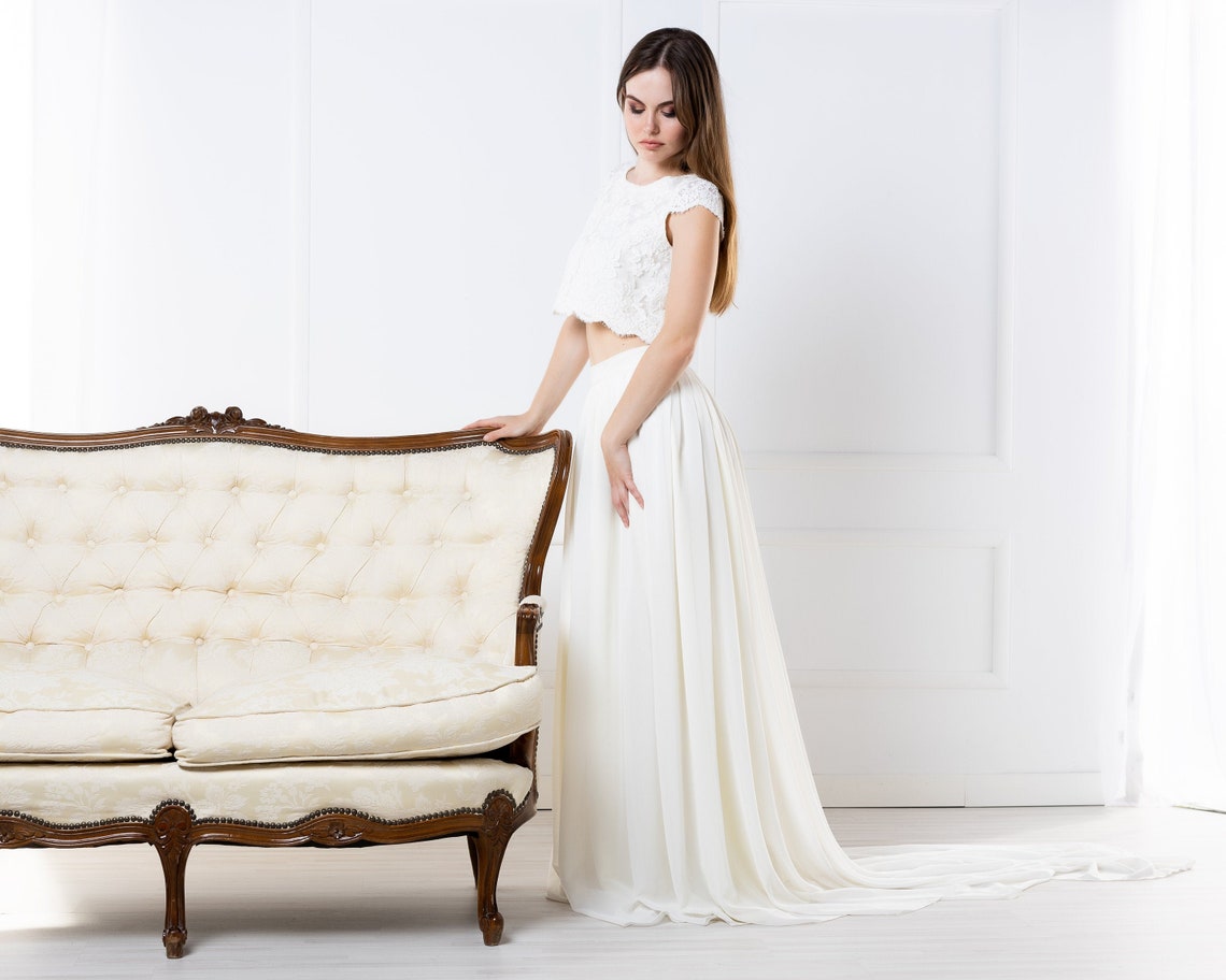 Chic Two Piece Boho Wedding Dress 2022 Top Lace Crop Beach Bridal Dresses Floor Length Chiffon Vestios De Novia Bohemian Robe De Mariee Sexy Women Bri