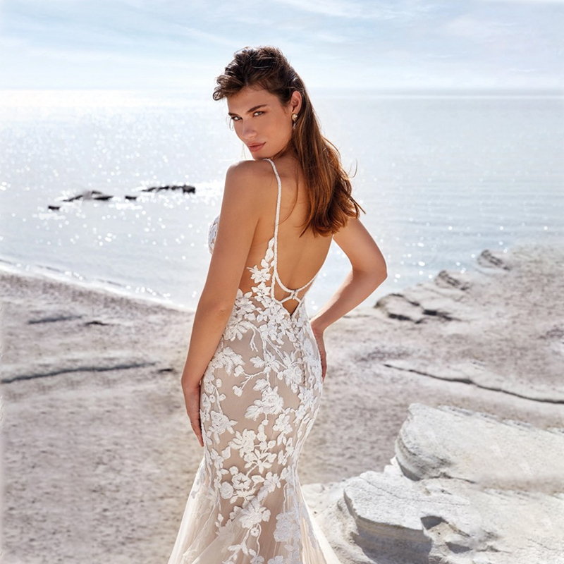 Chic Beach Mermaid Wedding Dress 2022 Light Champagne Lace Sexy Backless Boho Country Bride Gowns V Neck Spaghetti Straps Bridal Dress Robe De Mariage