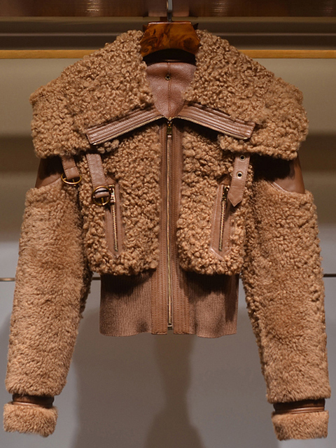 Women's Fur Faux Fur Lautaro Winter Warm Thick Patchwork Faux Fur Coat Women Long Sleeve zipper Turndown Collar Stylish Fluffy Jacket Fashion 220