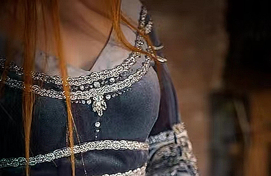 Vintage Medieval Wedding Dress Romantic A-Line Fantasy Elven Gown Fairy Long Sleeve Corset Gothic Bridal Dresses Silver Gray Velvet Masquerade Hollywo