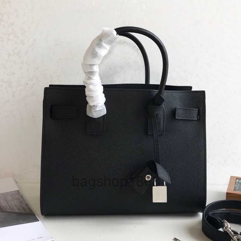 Women handbags luxury designer bags high quality classic padlock accordion tote calfskin grain leather crossbody shoulder bag, Red
Women handbags luxury designer bags high quality classic padlock accordion tote calfskin grain leather crossbody shoulder bag, Red