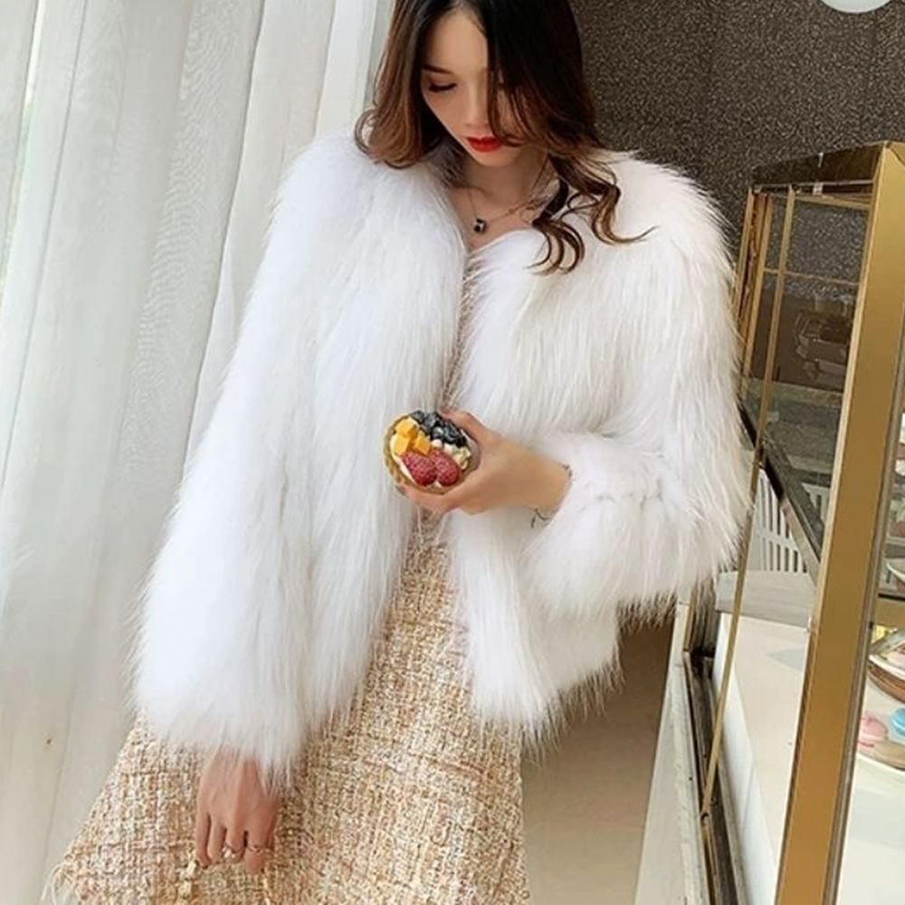 Women' Fur Faux Fur Winter Warm Furry Faux Fur Coat Women Fashion Solid O Neck Slim Thick Plush Jacket Female Long Sleeve White Short Overcoat 220927, Black
Women' Fur Faux Fur Winter Warm Furry Faux Fur Coat Women Fashion Solid O Neck Slim Thick Plush Jacket Female Long Sleeve White Short Overcoat 220927, Black