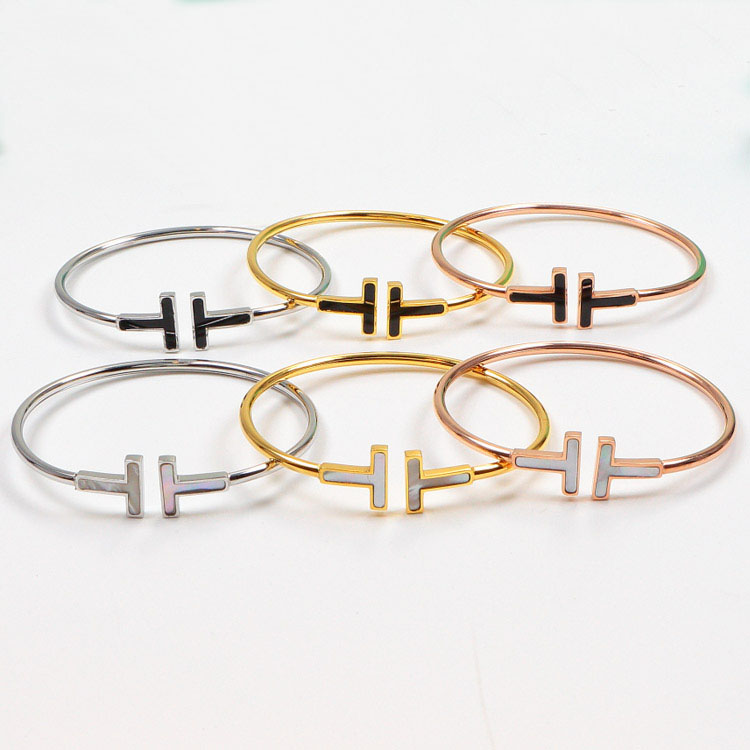 18K Open White Shell Bracelet Elastic Double "T" Wrist Strap bangles Fritillary Fashion Designer Bracelet Adjustable Silver Rose Gold
18K Open White Shell Bracelet Elastic Double "T" Wrist Strap bangles Fritillary Fashion Designer Bracelet Adjustable Silver Rose Gold