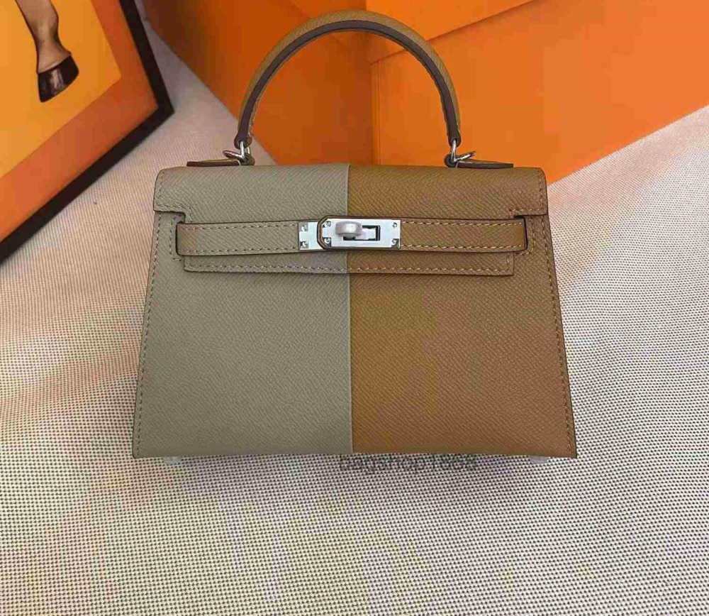 Designer Bag Hermee 2022 Leather Bags Kellies Print Color Mini Second Generation Palm High Handbag Pattern Messenger KelIys, White
Designer Bag Hermee 2022 Leather Bags Kellies Print Color Mini Second Generation Palm High Handbag Pattern Messenger KelIys, White