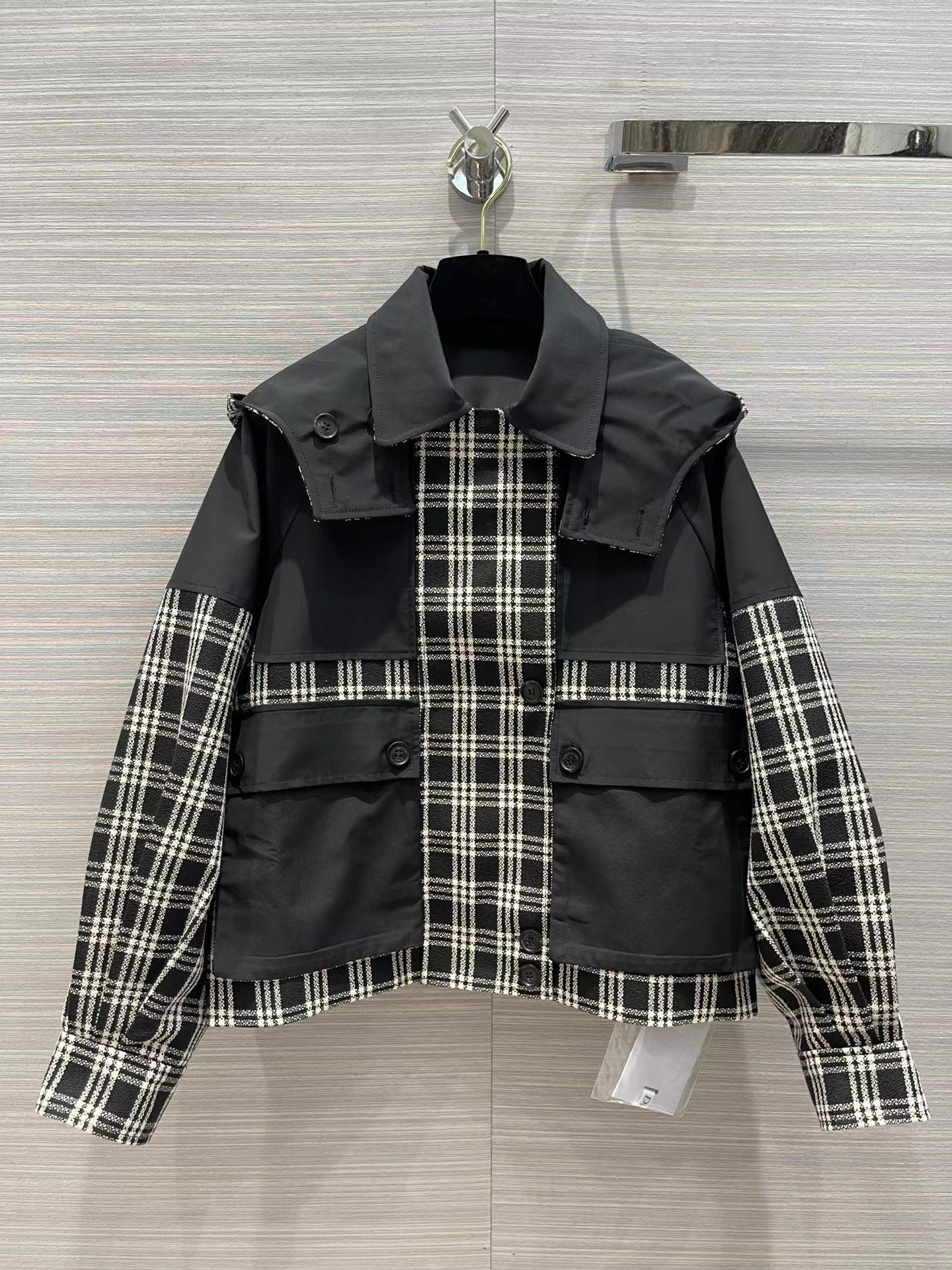 Milan Runway Jackets 2022 Autumn Winter Hooded Long Sleeve Panelled Women' Designer Coats Brand Same Style Outerwear 0927-7, Multi
Milan Runway Jackets 2022 Autumn Winter Hooded Long Sleeve Panelled Women' Designer Coats Brand Same Style Outerwear 0927-7, Multi