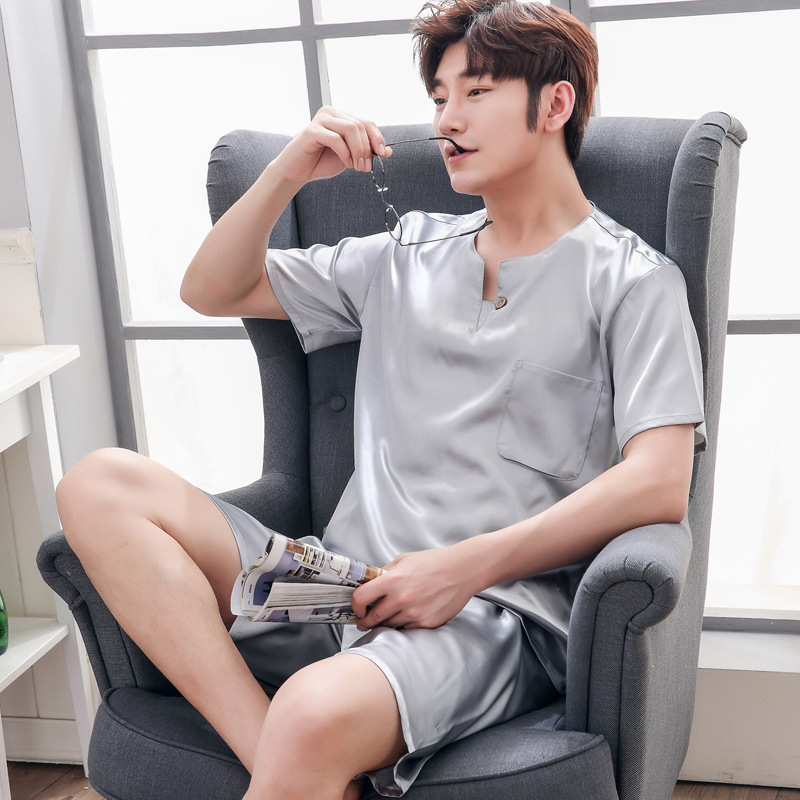 Men's Sleepwear Spring Summer Autumn Men Satin Silk Pajamas Sets of Tshirt Shorts Male Pijama Sleepwear Leisure Home Clothing Loungewear 220924