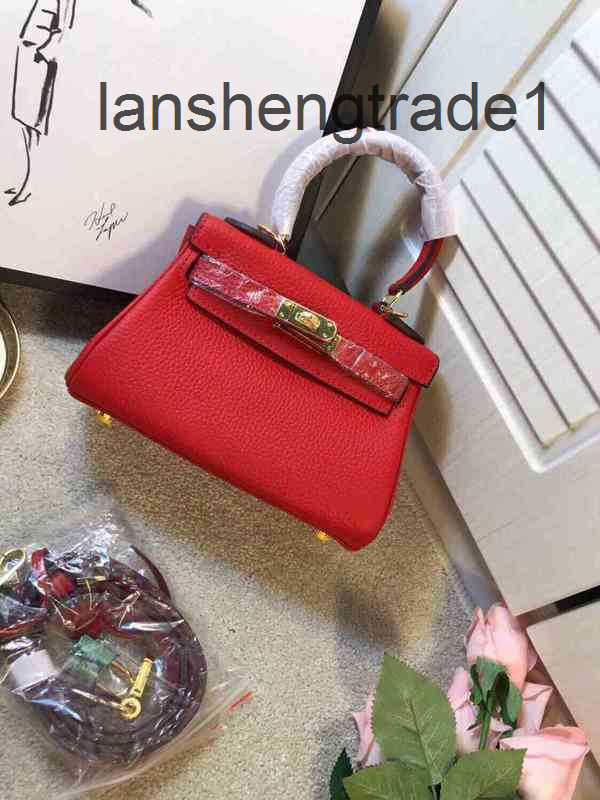 Designer Luxurys High Quality Bag Hemes Cowhide Berkin For Womens Handmade Wallet Fashion Letters H Togo Handbags Kely Purse Leather Black 25 35 The Totes Bags L0WN, Red
Designer Luxurys High Quality Bag Hemes Cowhide Berkin For Womens Handmade Wallet Fashion Letters H Togo Handbags Kely Purse Leather Black 25 35 The Totes Bags L0WN, Red