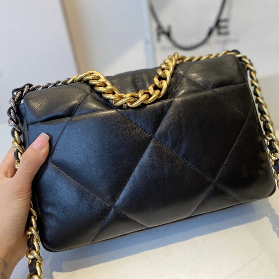 26CM Evening Quality Bags Original Sheepskin Designer Cross Body Bag Women Shoulder Handbag Luxuries Designers Classic Diamond Lattice Flap AS116023 33
26CM Evening Quality Bags Original Sheepskin Designer Cross Body Bag Women Shoulder Handbag Luxuries Designers Classic Diamond Lattice Flap AS116023 33