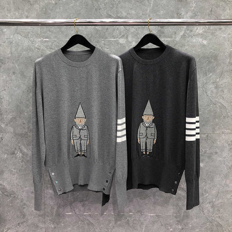 New 2022 Fashion Brand Tb Sweaters Men Loose Pullovers Clothing Striped Dwarf Pattern Wool Cotton Spring Autumn Casual Coat, Light grey
New 2022 Fashion Brand Tb Sweaters Men Loose Pullovers Clothing Striped Dwarf Pattern Wool Cotton Spring Autumn Casual Coat, Light grey