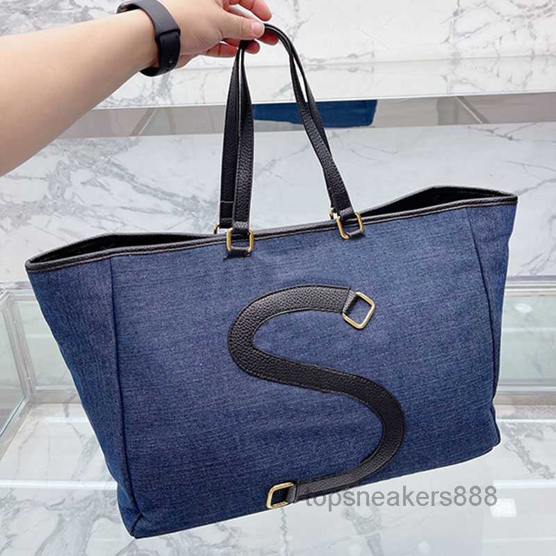 Evening Bags Large Capacity Tote Bag Shoulder Handbags Casual Women Shopping Bags Denim Big Letter Metal Ring Decorate Ladies Travel Vacation Handbag Totes Purse, Black
Evening Bags Large Capacity Tote Bag Shoulder Handbags Casual Women Shopping Bags Denim Big Letter Metal Ring Decorate Ladies Travel Vacation Handbag Totes Purse, Black
