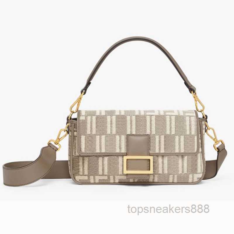 Evening Bags Embroidery Baguette Bag Mini Bucket Handbags Purse Women Canvas Crossbody Bags Flap Drawstring Fashion Shoulder Tote Metal Letter Hardware Wallets, Customize
Evening Bags Embroidery Baguette Bag Mini Bucket Handbags Purse Women Canvas Crossbody Bags Flap Drawstring Fashion Shoulder Tote Metal Letter Hardware Wallets, Customize