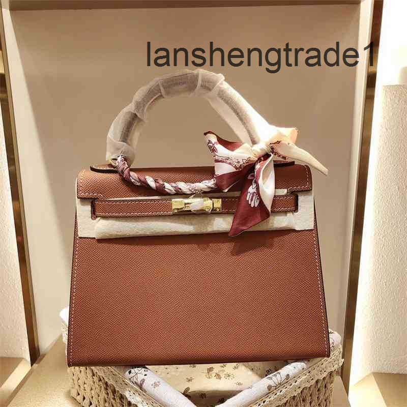 Designer Luxurys High Quality Bag Hemes Cowhide Berkin For Womens Handmade Wallet Fashion Letters H Togo Handbags Kely Purse Leather Black 25 35 The Totes Bags A08W
Designer Luxurys High Quality Bag Hemes Cowhide Berkin For Womens Handmade Wallet Fashion Letters H Togo Handbags Kely Purse Leather Black 25 35 The Totes Bags A08W