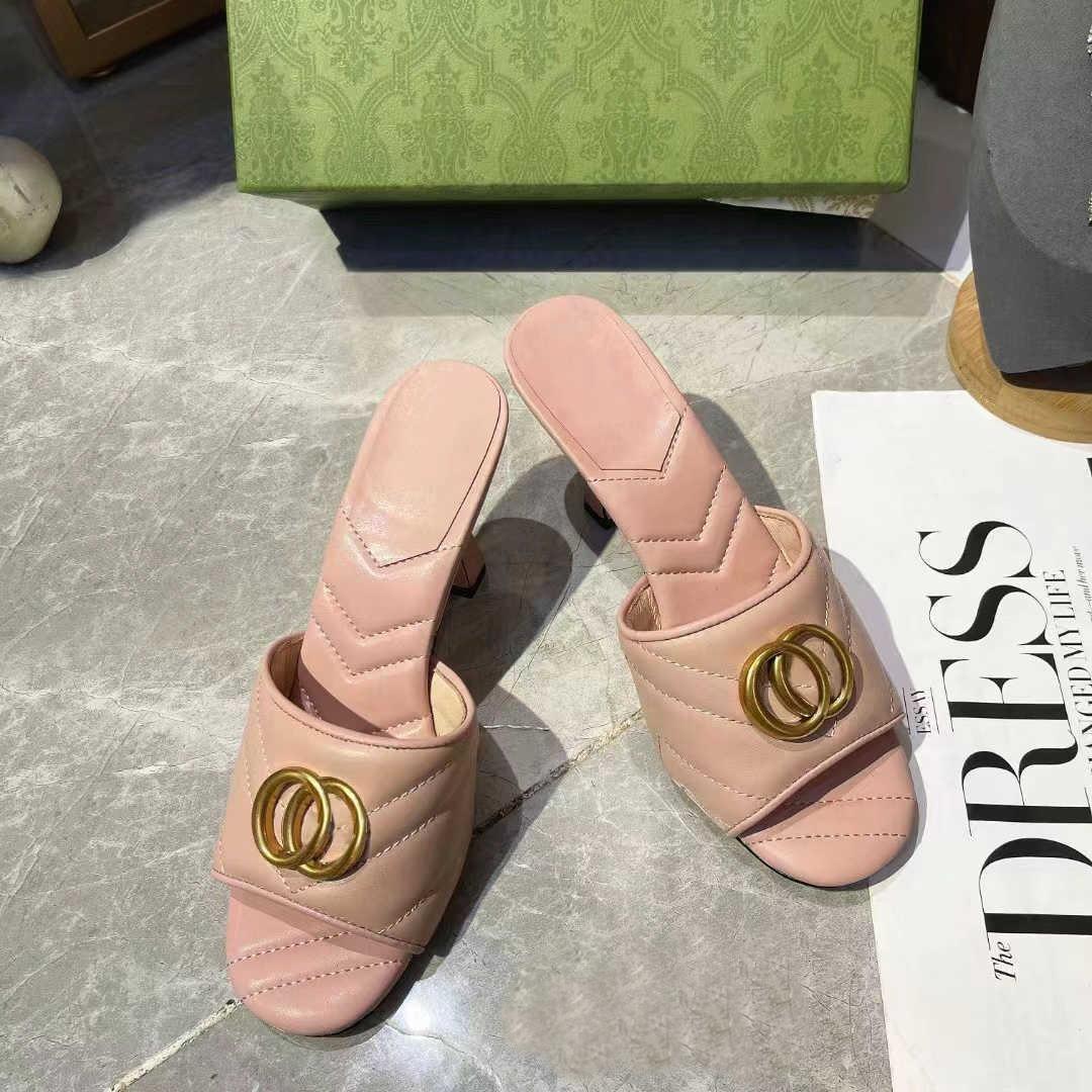 Slippers Slippers Women 'S Women 'S Slippers Sandals Fashion Luxury Designer Summer Casual Mature Size 35 42
Slippers Slippers Women 'S Women 'S Slippers Sandals Fashion Luxury Designer Summer Casual Mature Size 35 42
