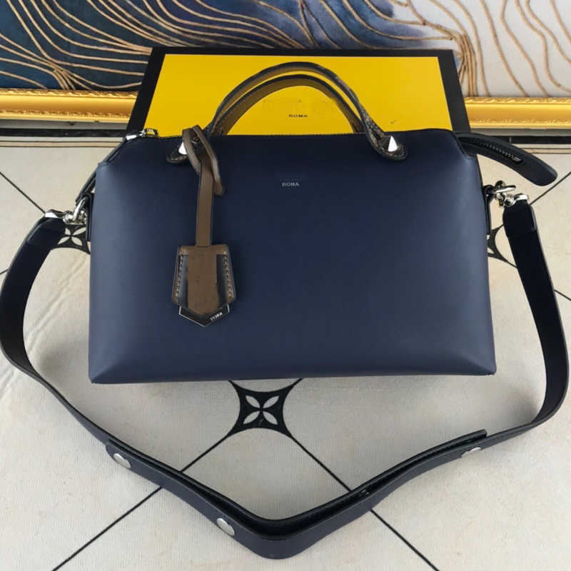 Tote Handbag Purse Bags Women Boston Pillow Bag Crossbody Shoulder Bags Cowhide Zipper Closure Removable Shoulder Strap High-Capacity #F8876
Tote Handbag Purse Bags Women Boston Pillow Bag Crossbody Shoulder Bags Cowhide Zipper Closure Removable Shoulder Strap High-Capacity #F8876
