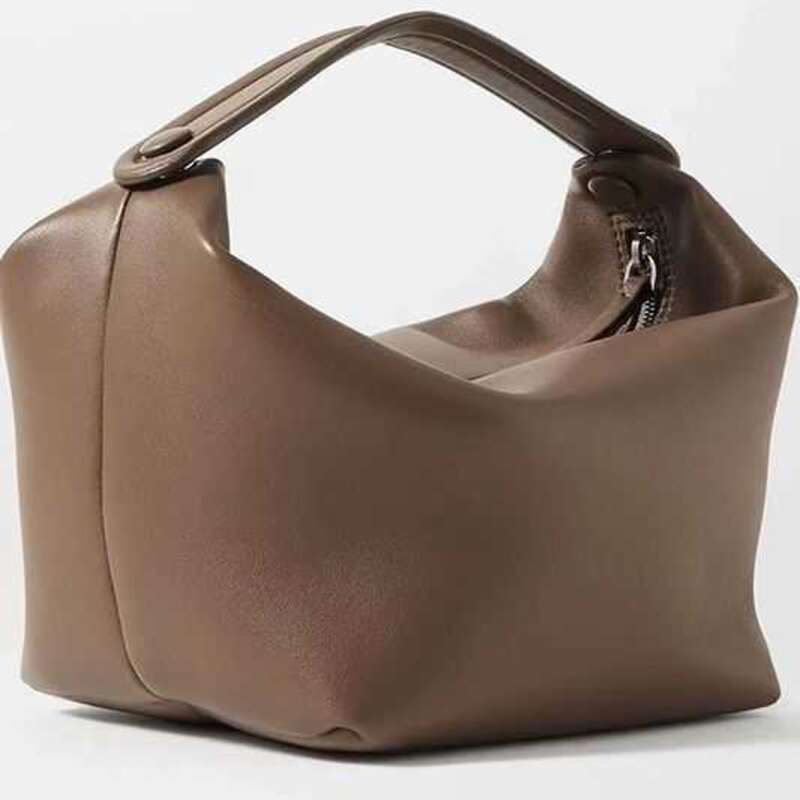 fashion tote black bag cowhide lunch bag les Bains Totes extremely simple handbag Womens European American style
fashion tote black bag cowhide lunch bag les Bains Totes extremely simple handbag Womens European American style