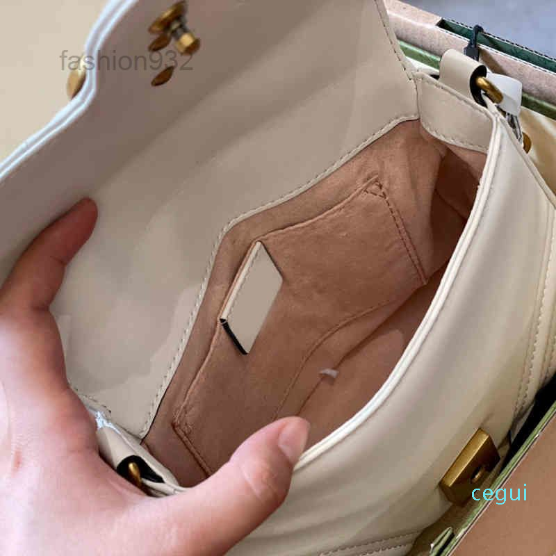 2024 new fashion Evening Bags Shoulder Bag Top Quality Handbags Leather Women Fringed Messenger Classic Double Letter Clasp Decoration Crossbody Brand